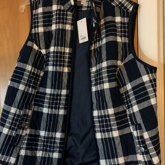 Croft & Barrow NWT Quilted Vest - Picture 4 of 10